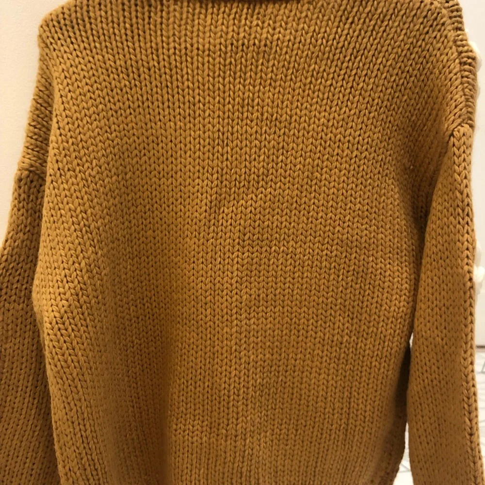 Altar’d State 3D Flower Knit Sweater - Picture 4 of 6